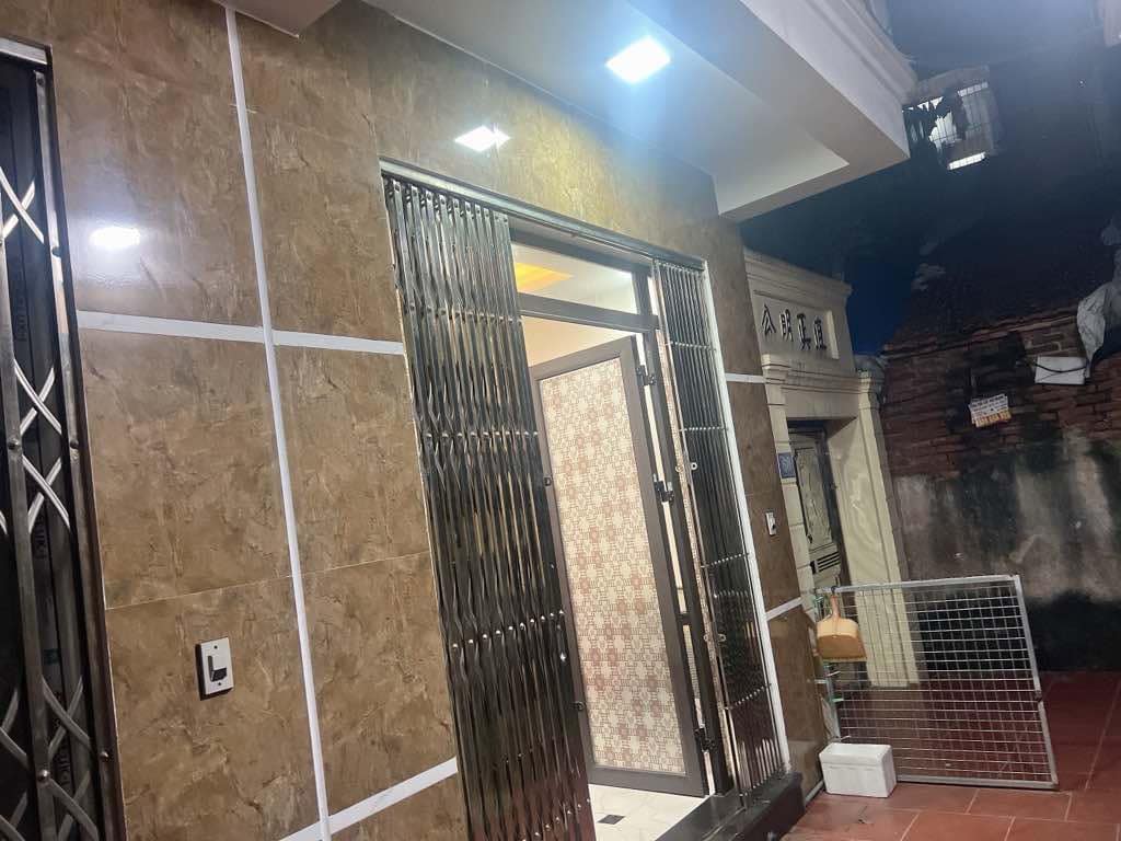 BÁN NHÀ FULL NỘI THẤT, CĂN GÓC ĐẸP NHƯ NGỌC TRINH - Ảnh 3